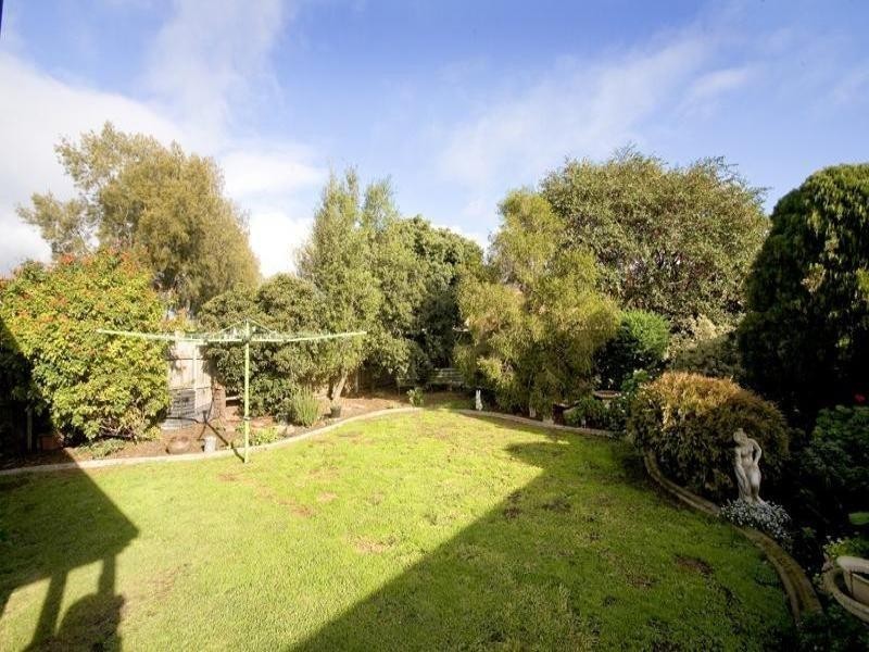 66 Iona Avenue, Belmont VIC 3216
