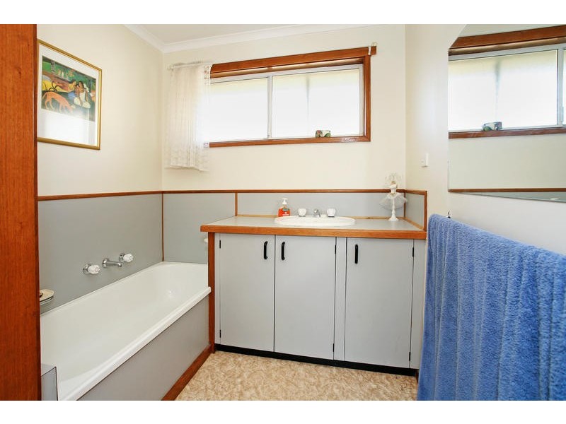 9 Tabulam Court, Grovedale VIC 3216