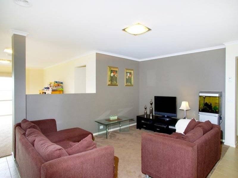 7 McLaren Court, Waurn Ponds VIC 3216