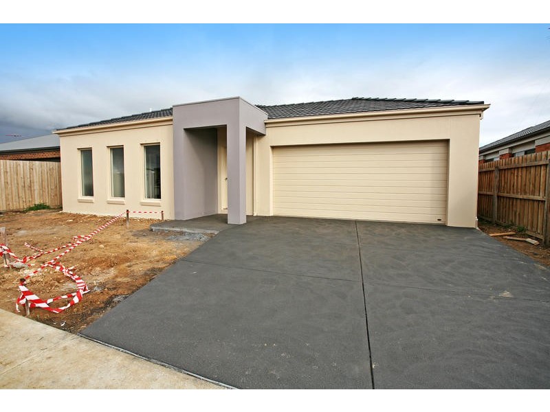 15 Alan Street, Grovedale VIC 3216