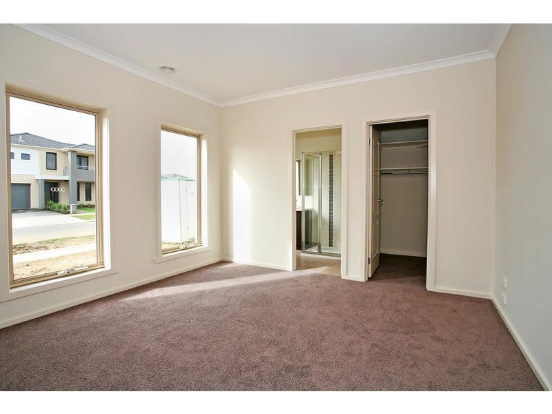 15 Alan Street, Grovedale VIC 3216