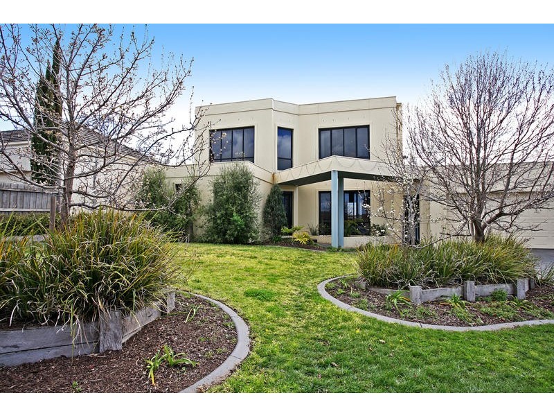 12 Villawood Court, Highton VIC 3216