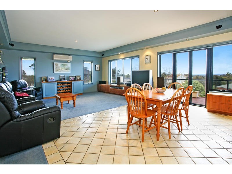 12 Villawood Court, Highton VIC 3216