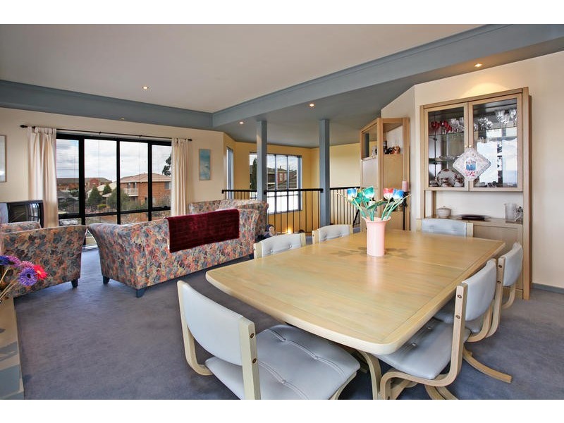 12 Villawood Court, Highton VIC 3216