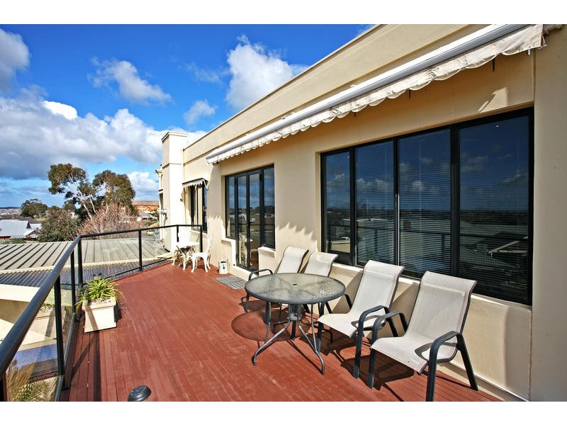 12 Villawood Court, Highton VIC 3216