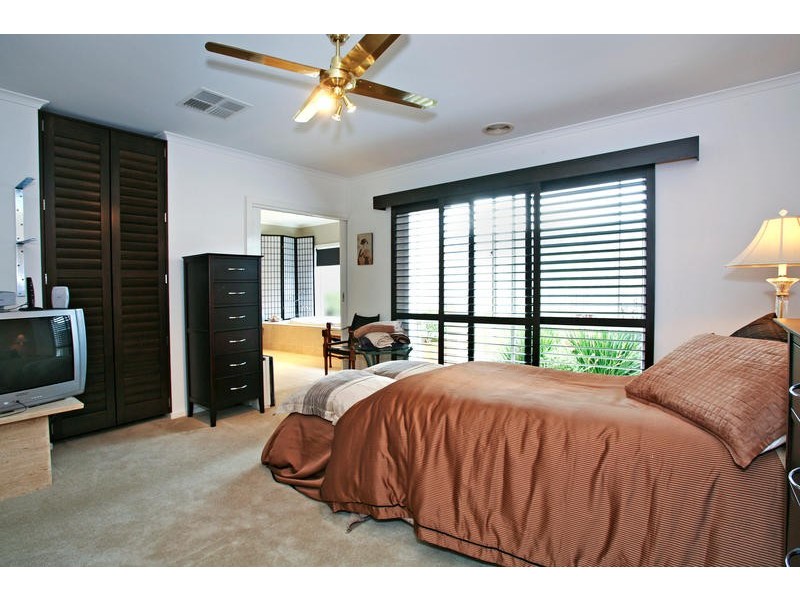 48 Hams Road, Waurn Ponds VIC 3216