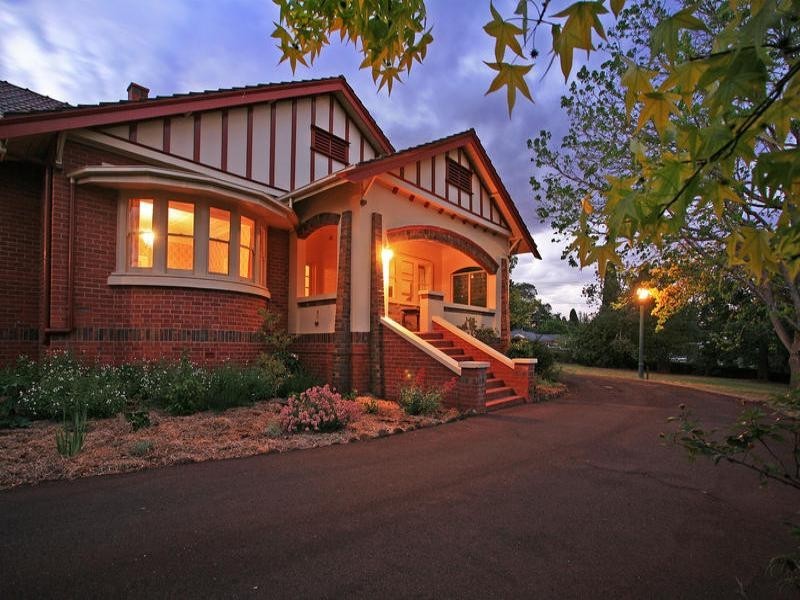 47 South Valley Road, Highton VIC 3216