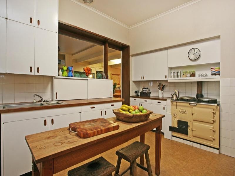 47 South Valley Road, Highton VIC 3216
