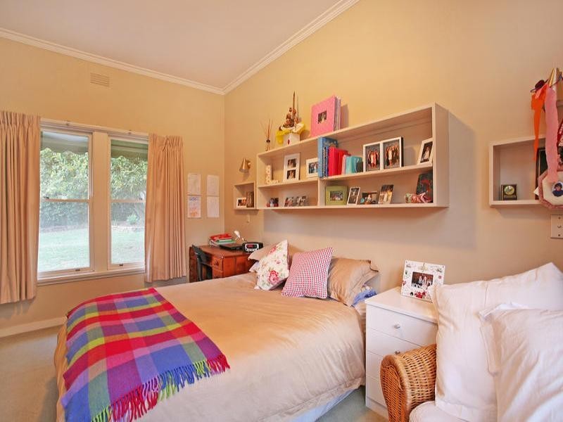 47 South Valley Road, Highton VIC 3216