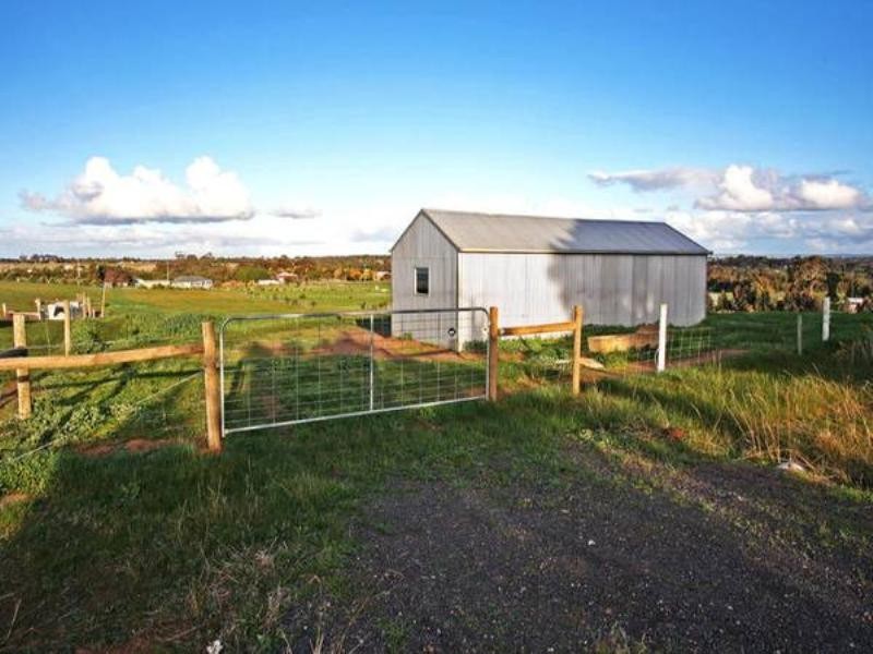 2/122 Bruce Street, Teesdale VIC 3328