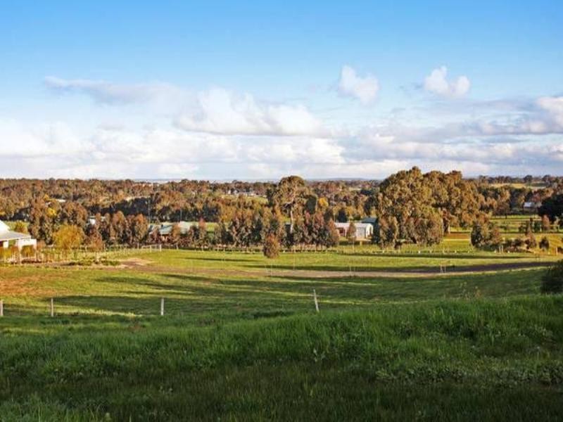 2/122 Bruce Street, Teesdale VIC 3328