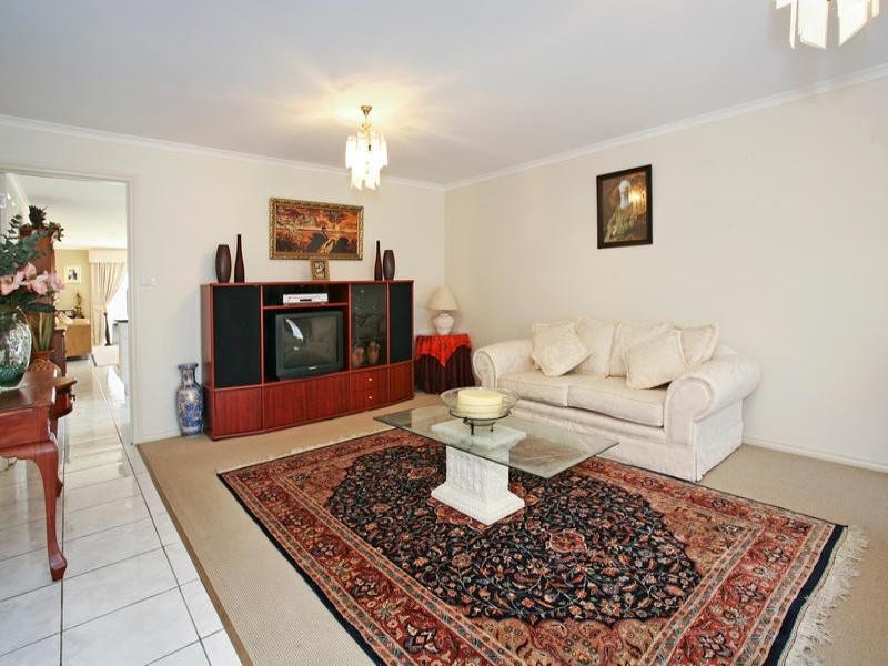 72 Rossack Drive, Waurn Ponds VIC 3216