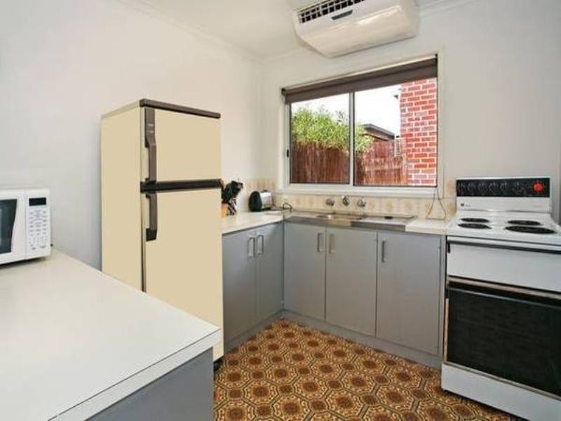 1/21 Learmouth Street, Belmont VIC 3216