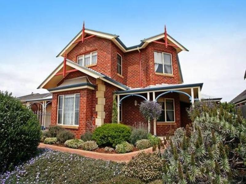 42 Augustine Drive, Highton VIC 3216