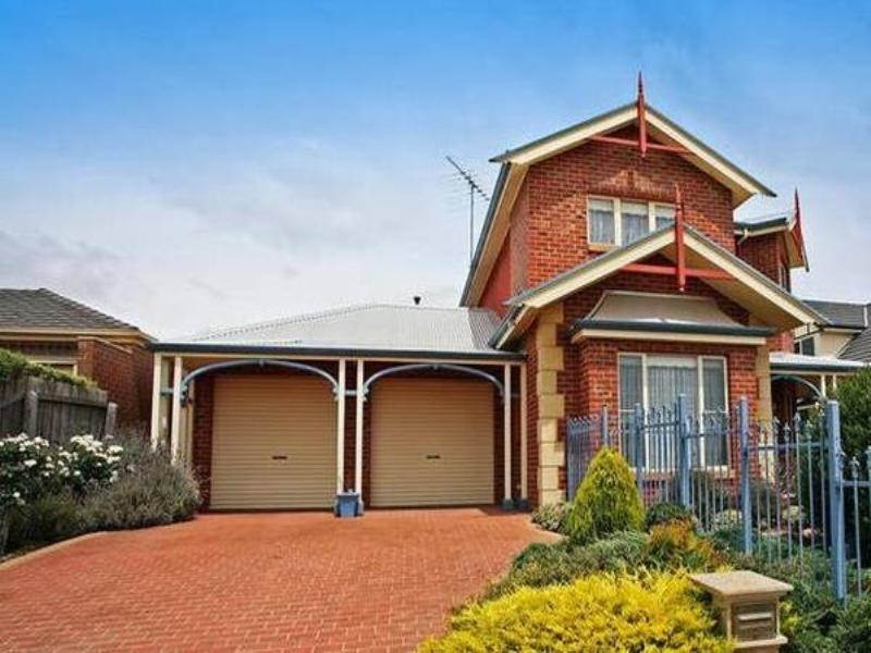 42 Augustine Drive, Highton VIC 3216