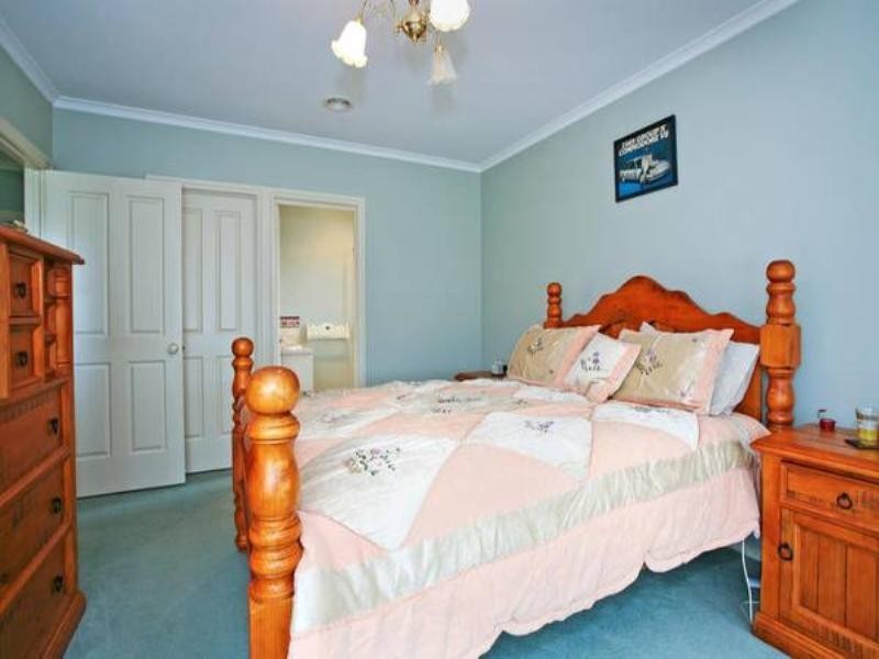 5 Tara Court, Leopold VIC 3224