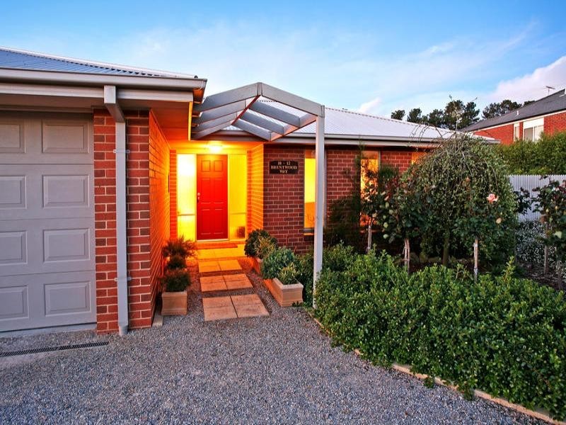 10-12 Brentwood Way, Waurn Ponds VIC 3216