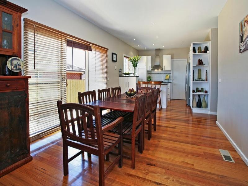 2/21 The Court, Leopold VIC 3224