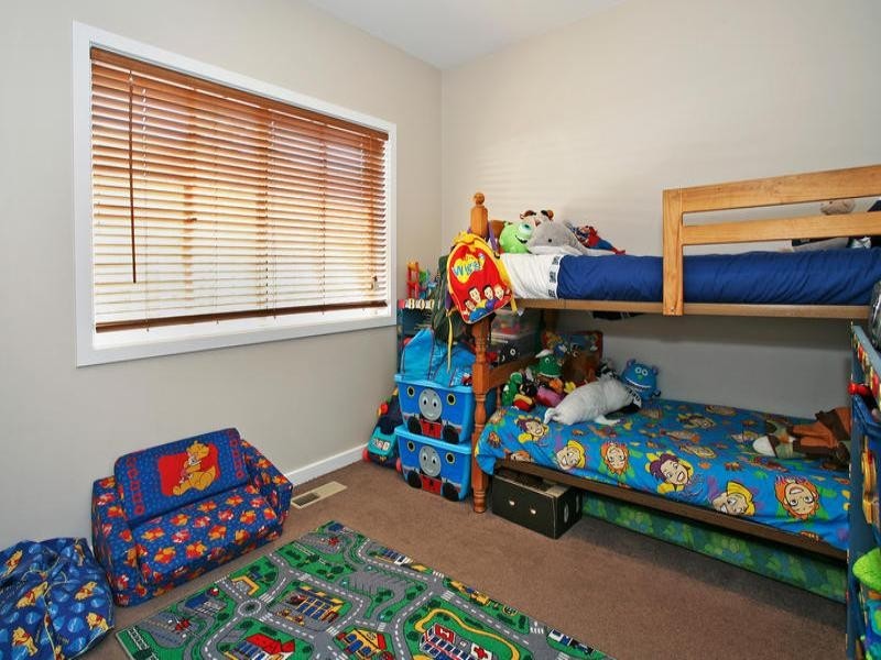 2/21 The Court, Leopold VIC 3224