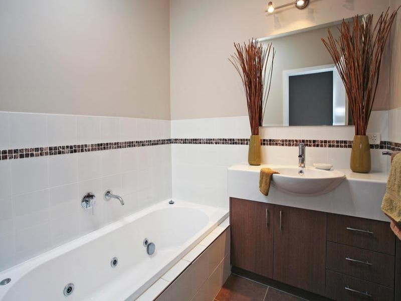 2/21 The Court, Leopold VIC 3224