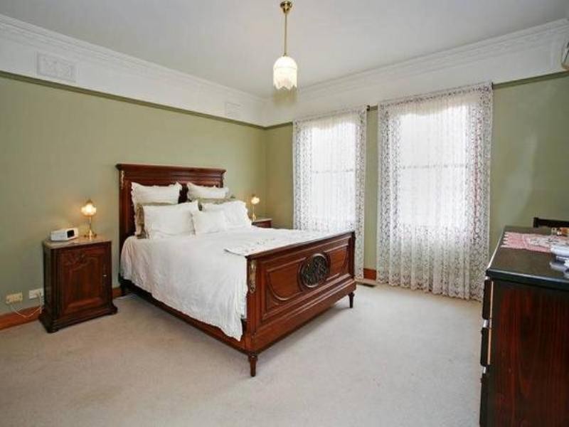 21 Highett Road, Highton VIC 3216
