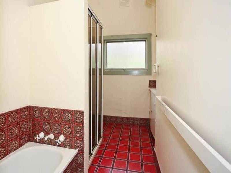 332 Shannon Avenue, Newtown VIC 3220