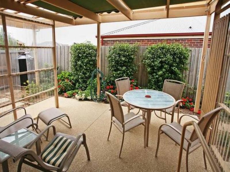 1 Cedarville Close, Highton VIC 3216