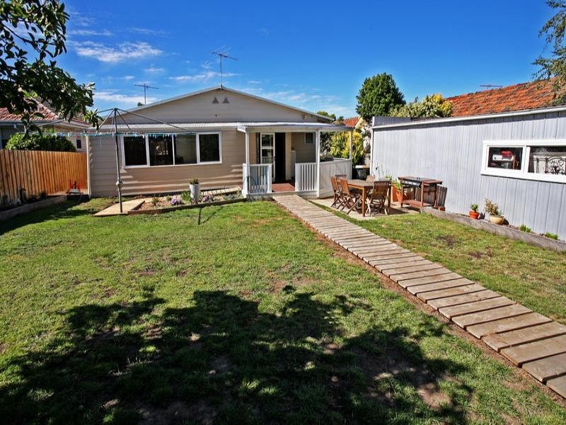 29 South Street, Belmont VIC 3216