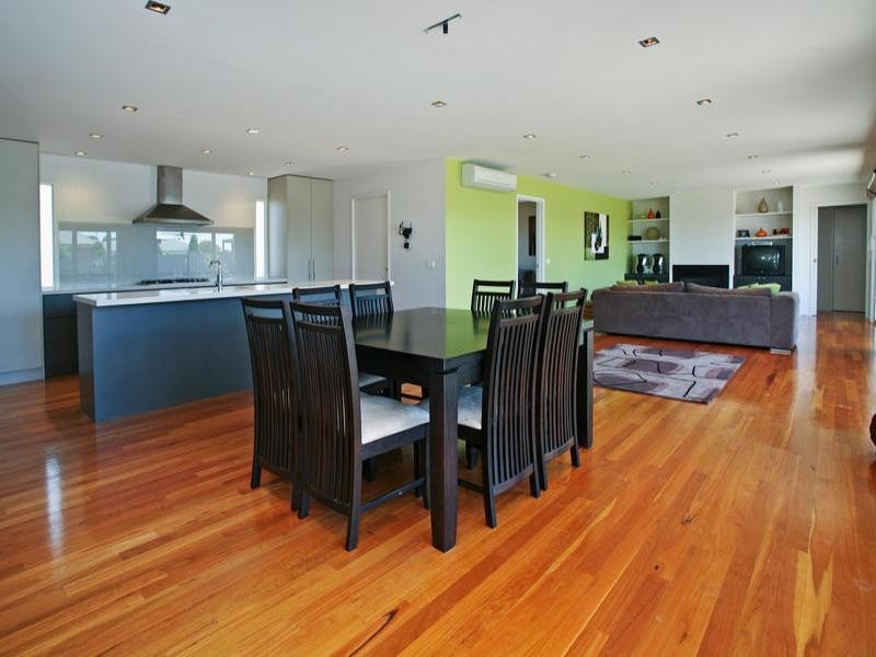 22-23 Chandon Court, Waurn Ponds VIC 3216