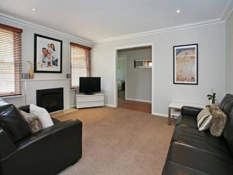 36 Cuthbert Avenue, Highton VIC 3216