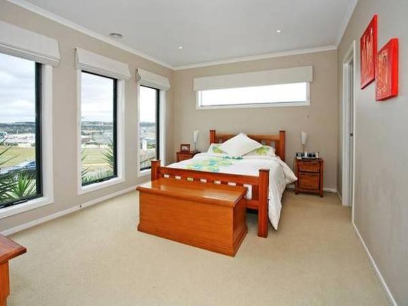 80 Pethajohn Parade, Grovedale VIC 3216