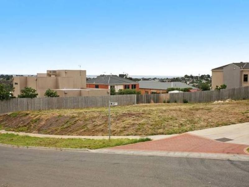 1 Bilby Lane, Highton VIC 3216