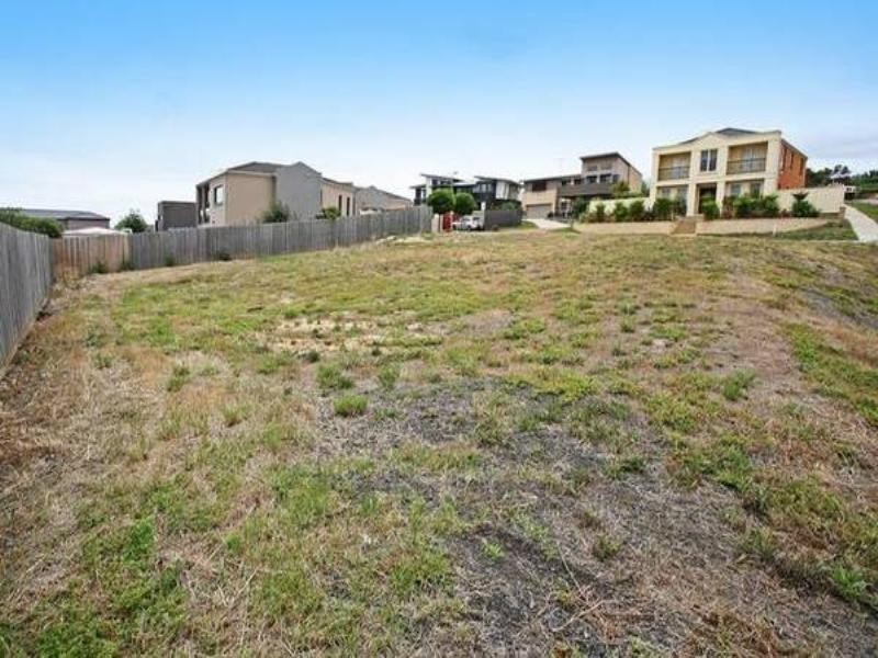 1 Bilby Lane, Highton VIC 3216