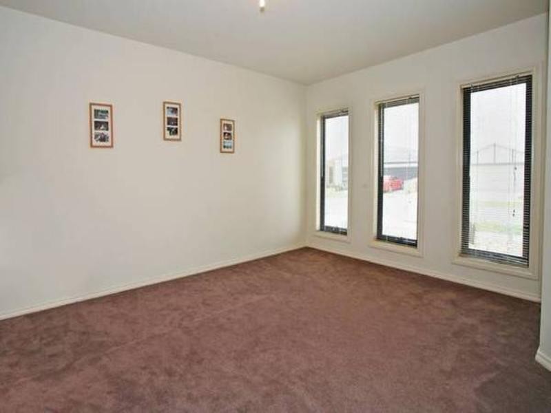 19 Alan Street, Grovedale VIC 3216