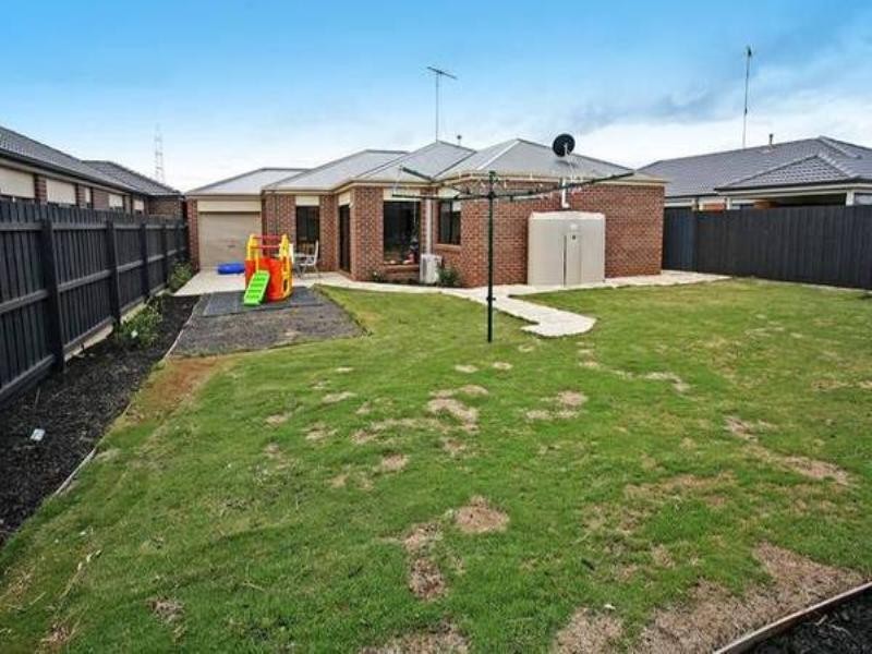 19 Alan Street, Grovedale VIC 3216