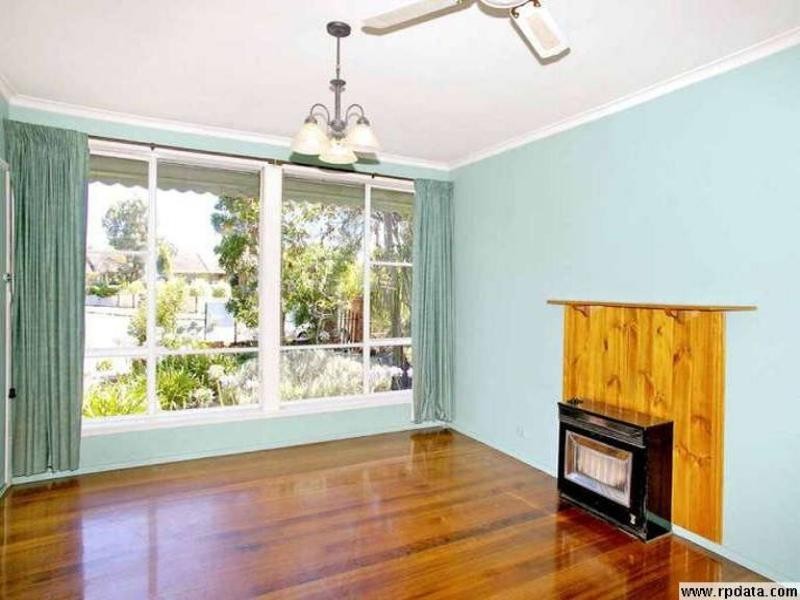 17 Mercury Crescent, Newcomb VIC 3219