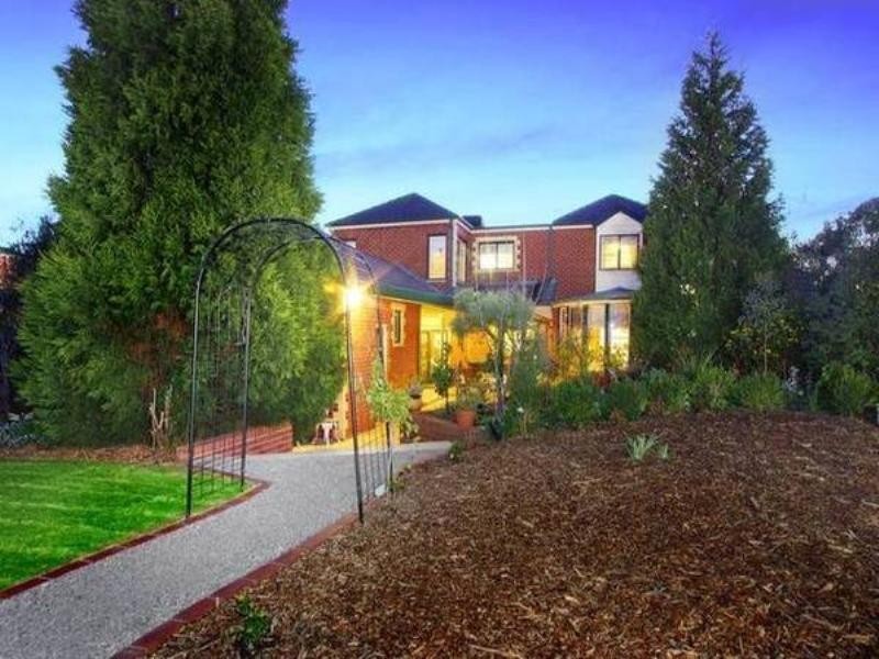 70 Scenic Road, Highton VIC 3216