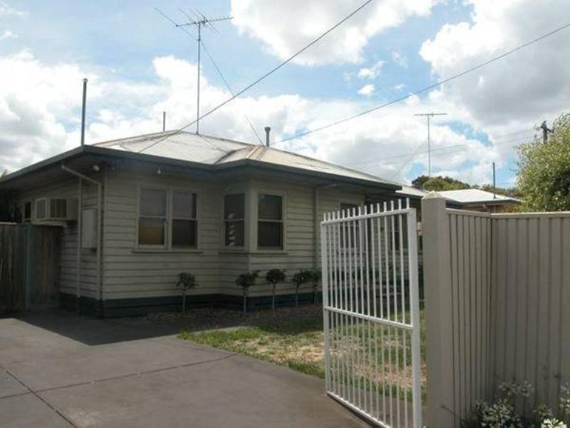 45 Torquay Road, Belmont VIC 3216