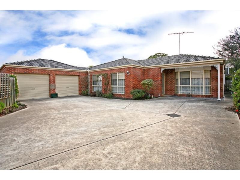 2/90 Roslyn Road, Belmont VIC 3216