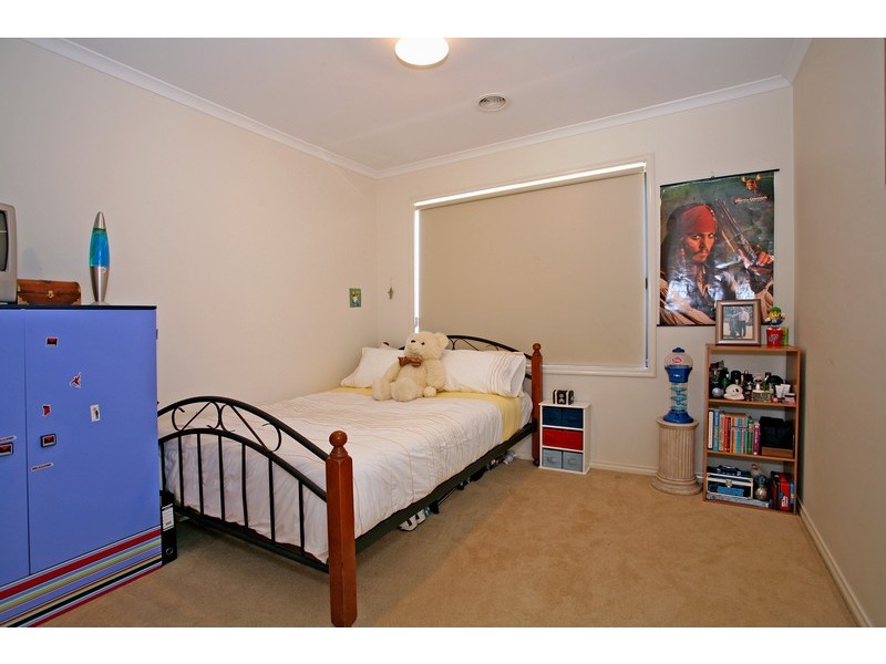 17 Hewat Drive, Highton VIC 3216