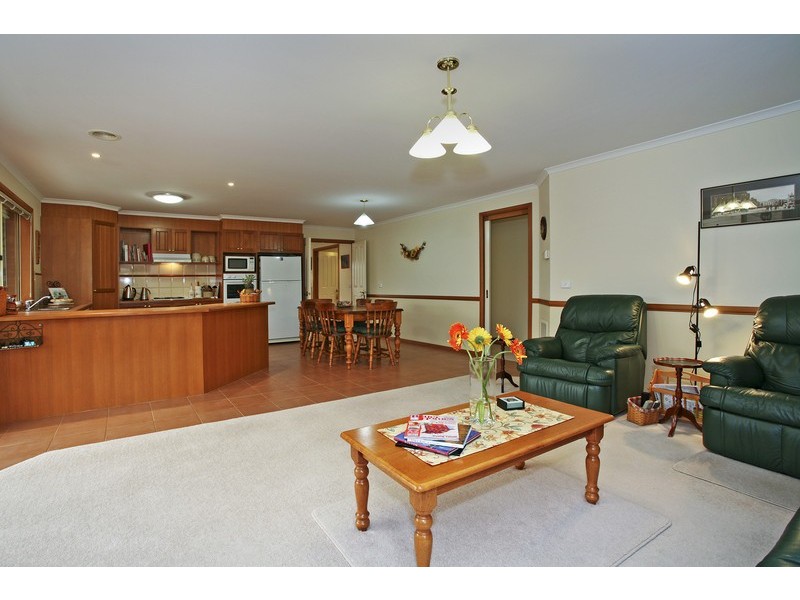 4 Cabernet Court, Waurn Ponds VIC 3216