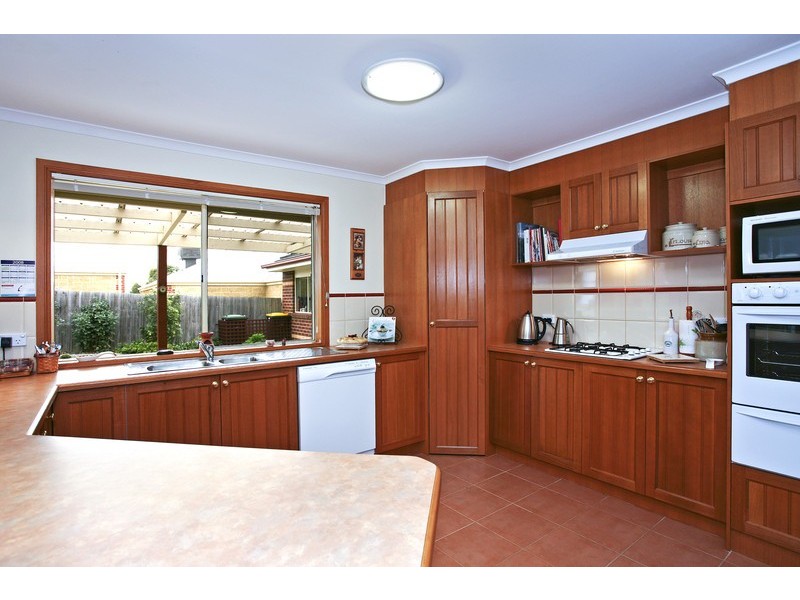 4 Cabernet Court, Waurn Ponds VIC 3216