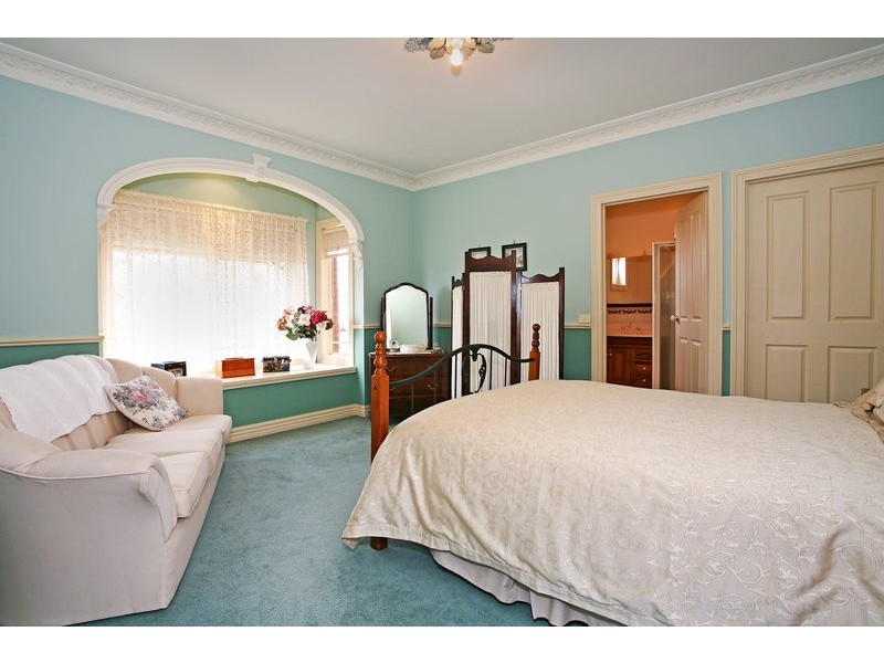 12 Monterey Drive, Waurn Ponds VIC 3216