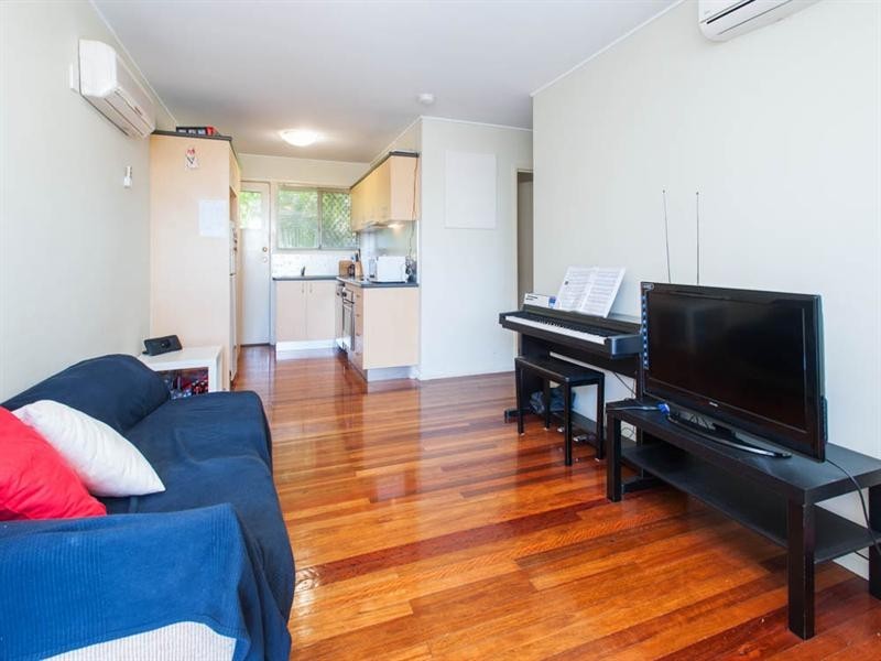 3/27 Denman Street, Greenslopes QLD 4120