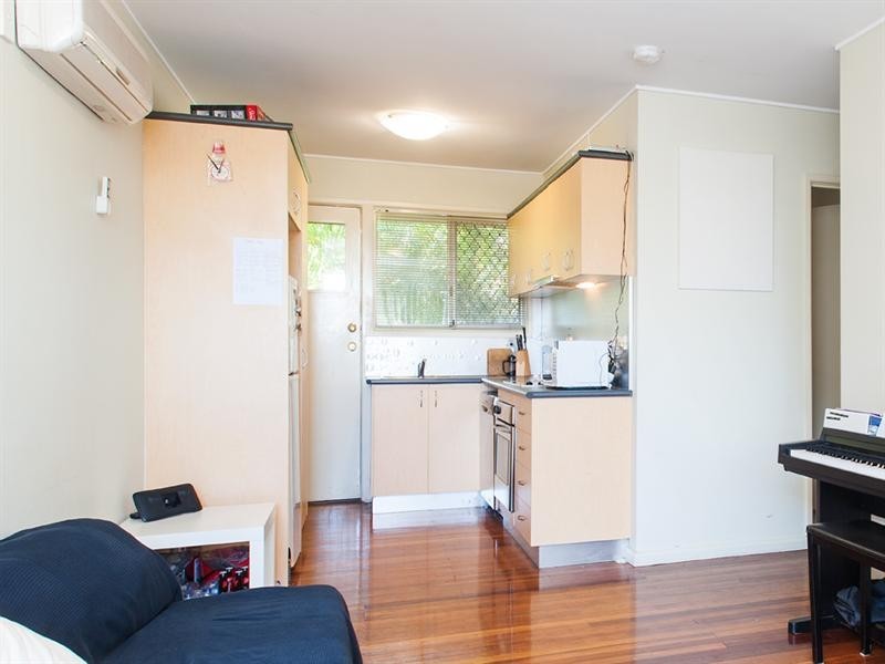 3/27 Denman Street, Greenslopes QLD 4120