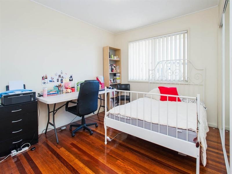 3/27 Denman Street, Greenslopes QLD 4120