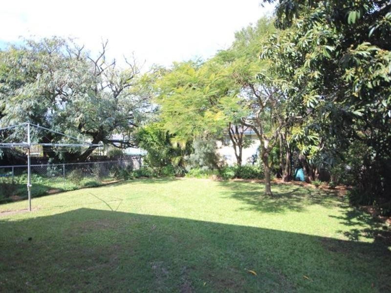 2 Chrysler Street, Mount Gravatt QLD 4122