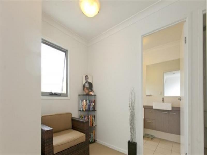 16/49 Mt Cotton Road, Capalaba QLD 4157