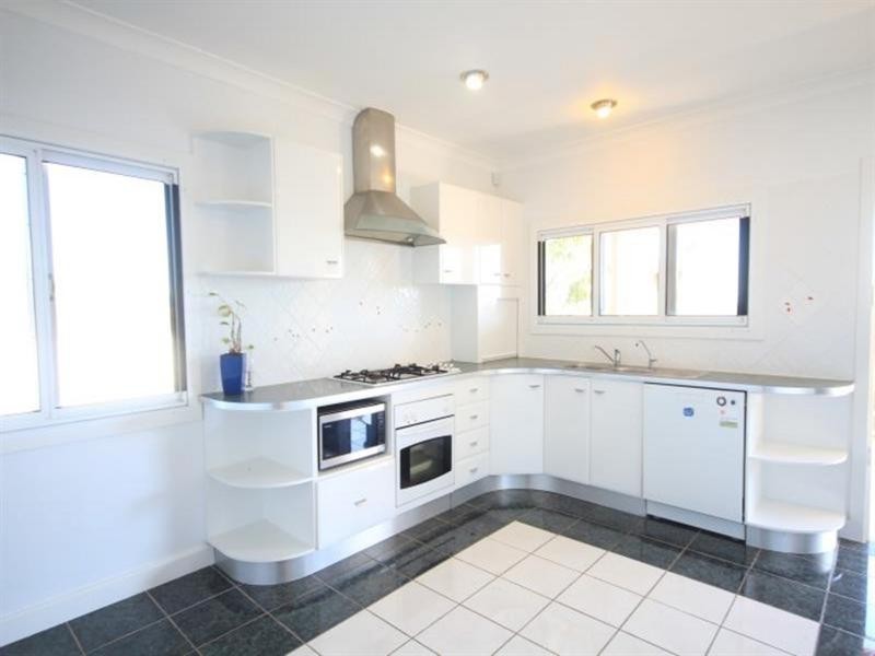 101 Brodie Street, Holland Park QLD 4121