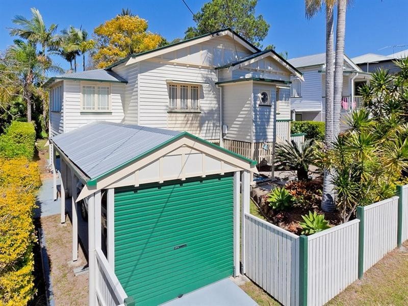 51 Burlington Street, Holland Park QLD 4121